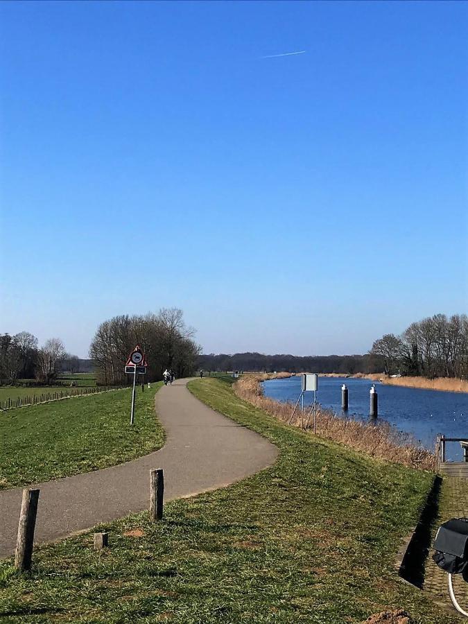 De Buurvrouw Nr.18 Bed & Breakfast Doesburg Luaran gambar